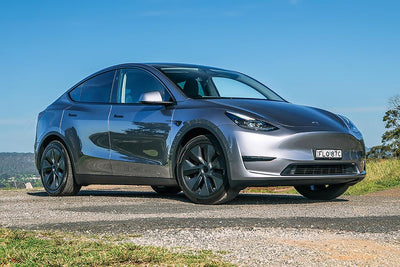 Comment fermer le frunk Tesla Model Y ?