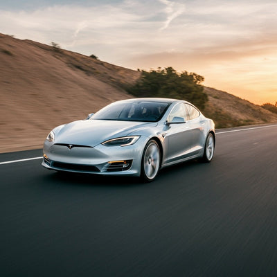 Tesla oferece promoção de 1.000 dólares para motoristas de futuros concorrentes de ride-hailing