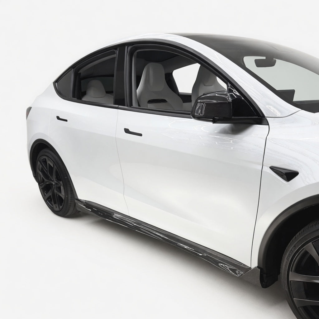 テスラ モデルY ジュニパー用カーボンファイバーサイドスカート