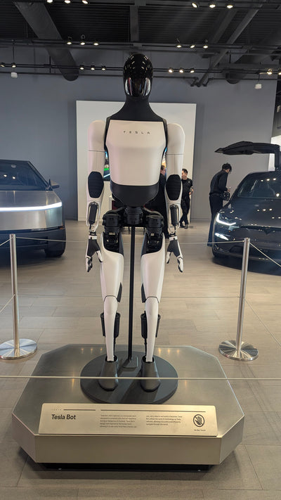 Elon Musk revela qué hará viables los ridículos objetivos de producción de Optimus