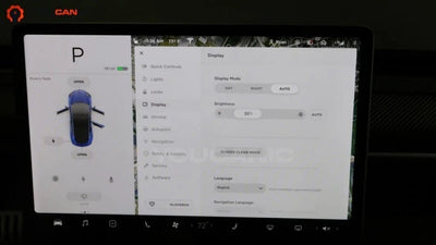 Um Guia Cristalino: Como Limpar o Ecrã Tátil do Seu Tesla