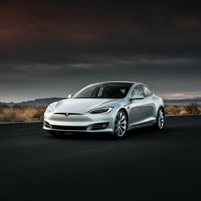 BNP Paribas Exane avvia la copertura di Tesla con valutazione "Sottoperformante"
