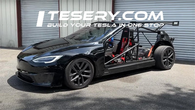 BoostedBoizのたゆまぬ挑戦：テスラ モデルS プラッドのクォーターマイルタイムを限界まで追求