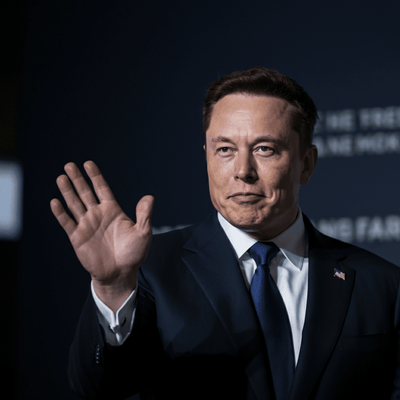 Donald Trump Enlists Elon Musk for Starlink Deployment Amid Iran Internet Crisis