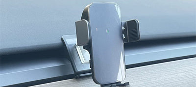 حوامل MagSafe القابلة للطي مقابل حوامل لوحة القيادة التقليدية: تحليل مقارن