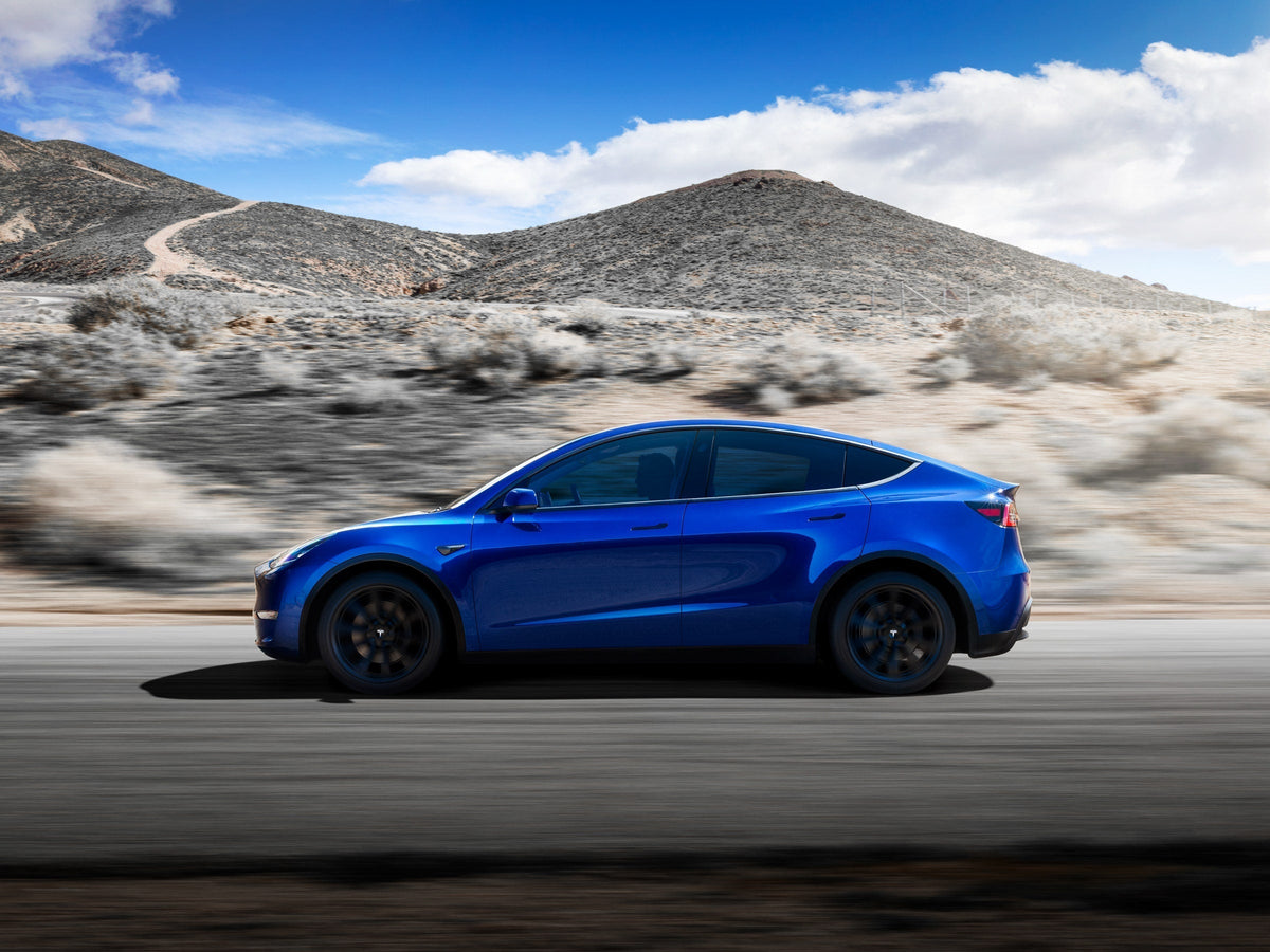 How to Keep Tesla Interior Cool: Pre-Conditioning, Sunshades, Seat ...