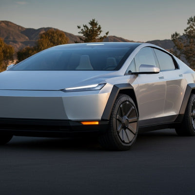 La Tesla Cybercab pronta per la produzione arriva nei showroom di San Jose