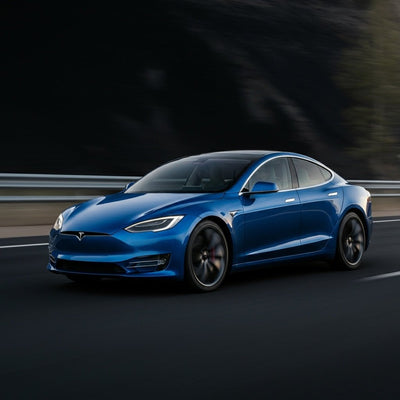 Tesla Guida Autonoma Completa v14.2 – Una Recensione Completa, il Buono e il Cattivo