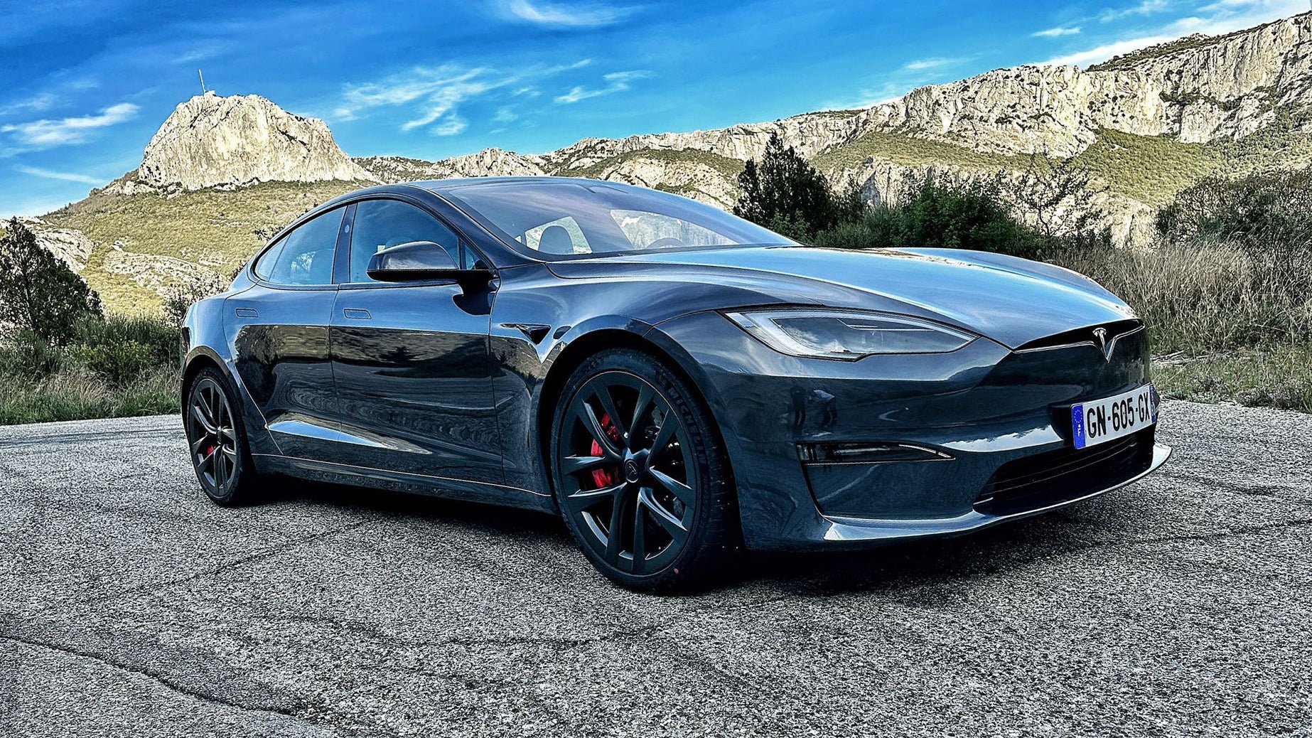 Tesla Model S User Manual And Troubleshooting Tips Tesla Model S User Manual And Troubleshooting Tips