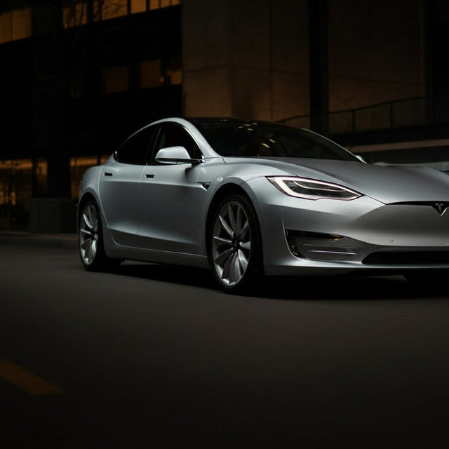 Tesla obtient une victoire judiciaire majeure alors qu'un juge rejette une action collective pour discrimination raciale