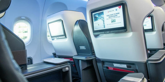 The Real Reason Delta Rejected Starlink: A Clash of Philosophies Over Your In-Flight Experience