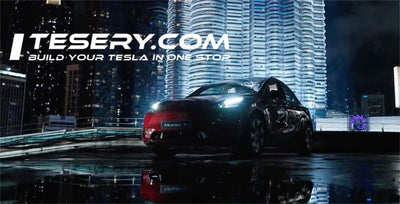 東京の街にテスラ モデルYタクシーが登場：Uberと日の丸交通が協力