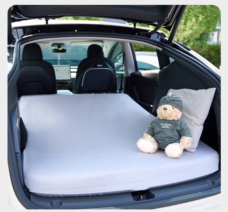 テスラ車用キャンピングマットレス – カスタムフィット睡眠ソリューション