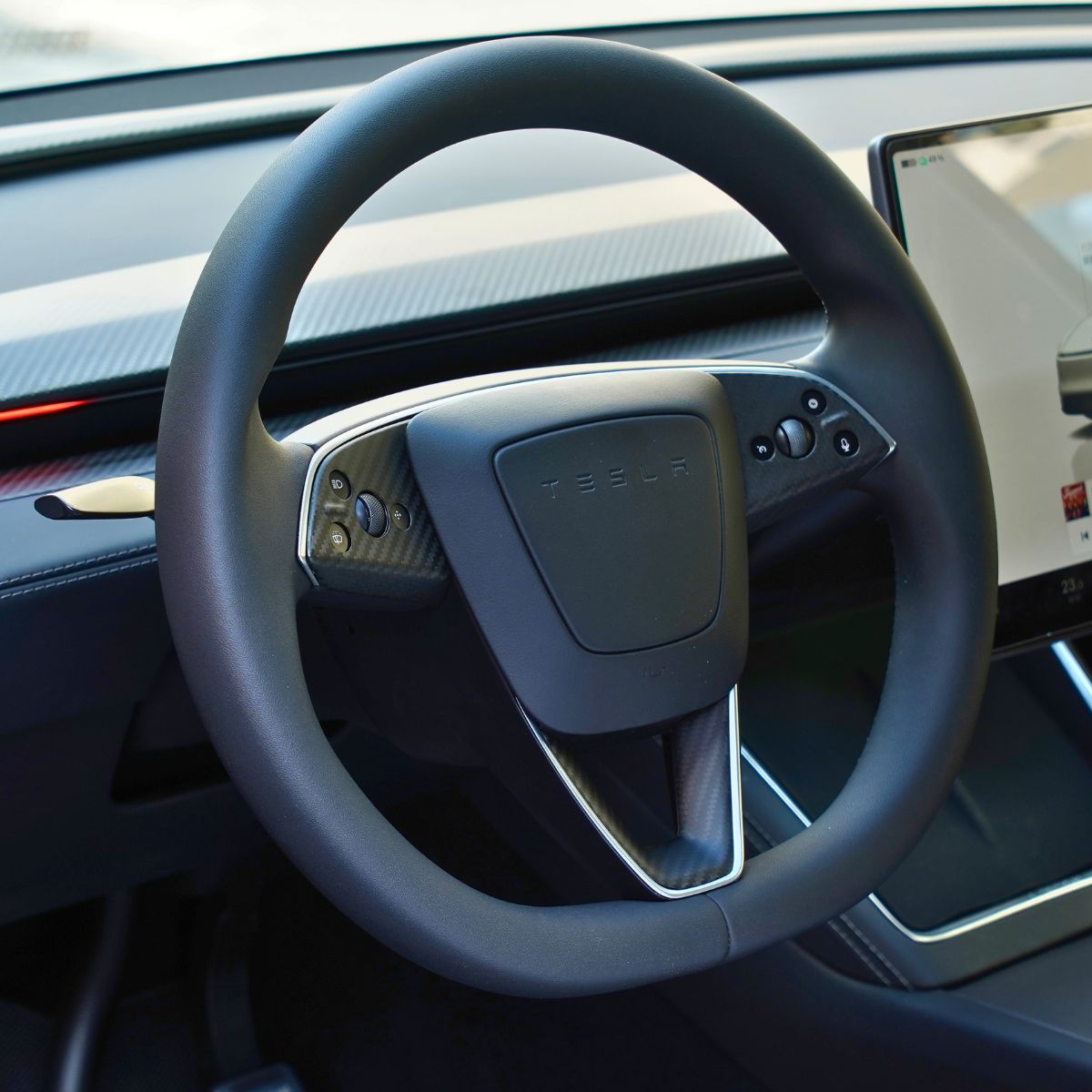 Dry Carbon Fiber Steering Wheel Trim Cover for Model 3 Highland / Model Y Juniper (3 Pieces) - Tesery Official Store