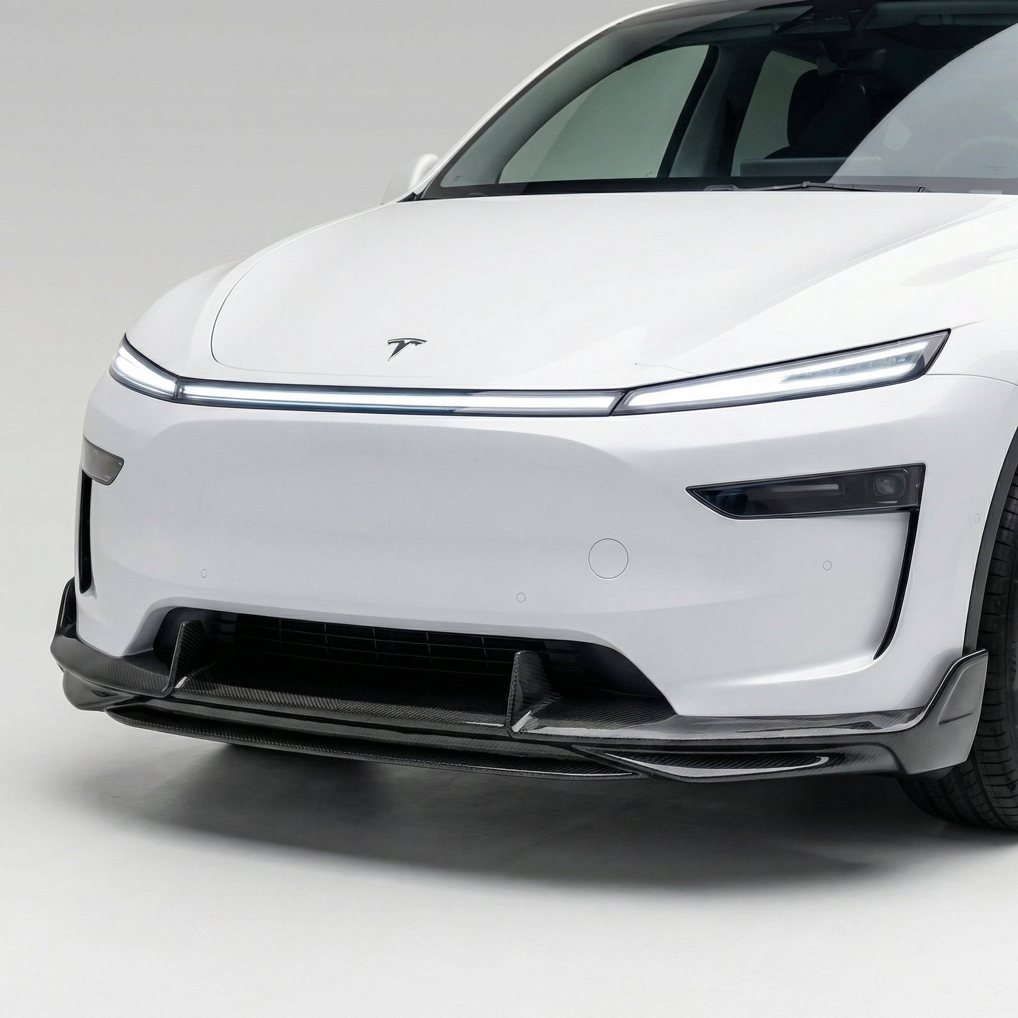 テスラモデルY ジュニパー　バンパーリップスプリッター テスラ モデルY ジュニパー用カーボンファイバーフロントリップ