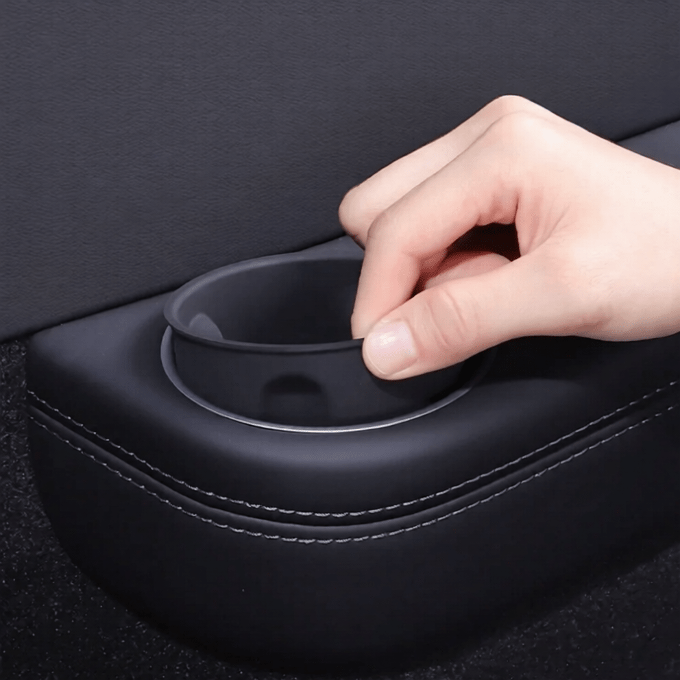 Silicone Third-Row Armrest Cupholder Liner for Model YL 2026+ | Anti-Slip - Tesery Official Store
