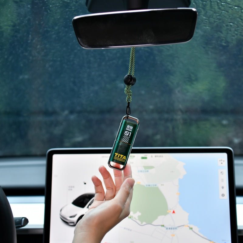 Spring Window Breaker TITA Car Window Breaker | Spring-Loaded | Seatbelt Cutter | Emergency