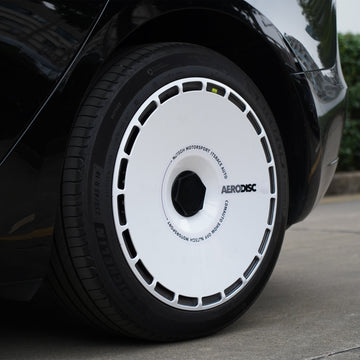 Aero Wheel täcker maskerade ryttar klistermärke för Tesla modell 3/Y 2017-2024(4stk)