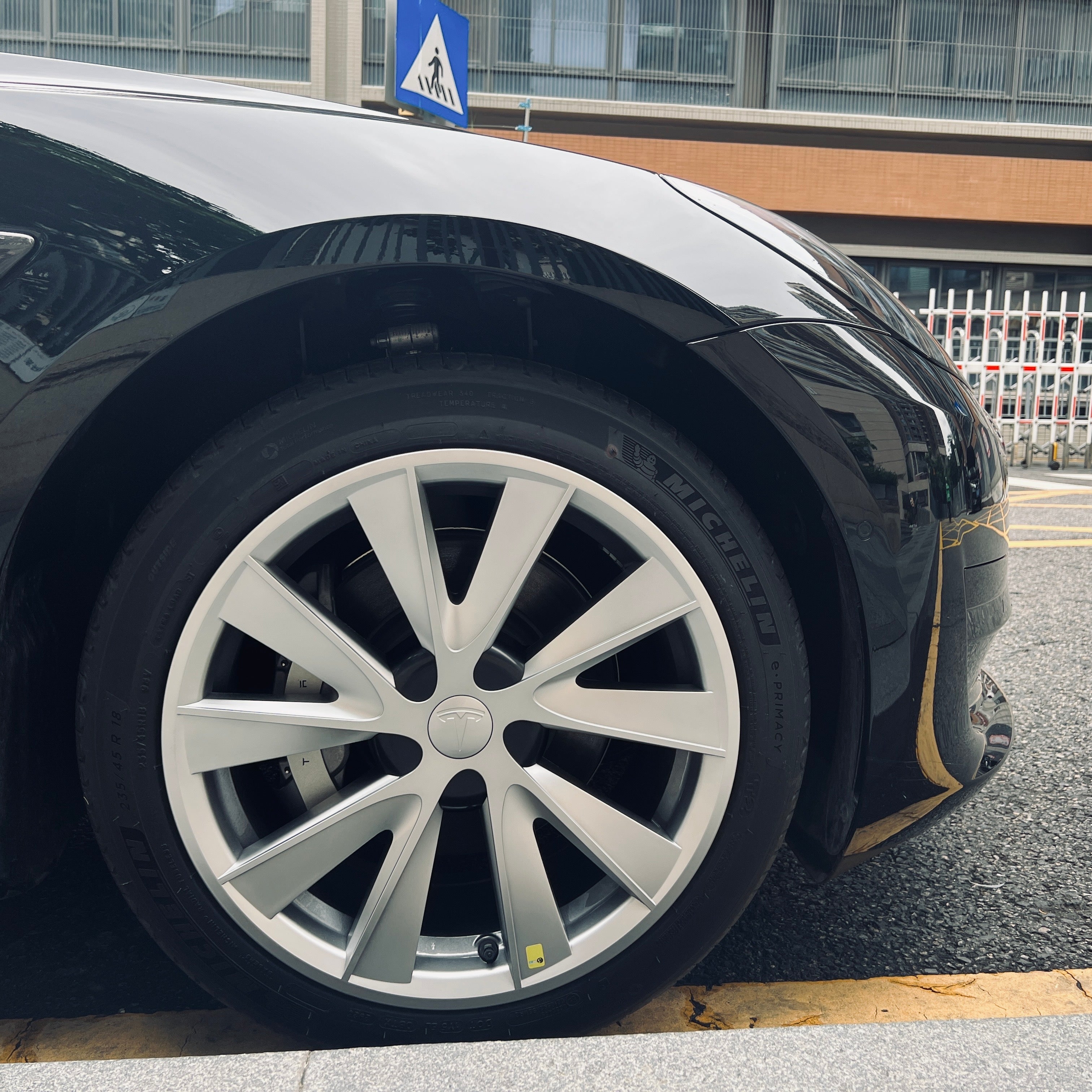 TESERY 18インチ ハブキャップ テスラ モデル3用