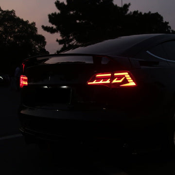 Teslan takavalokokoonpano mallille 3 Model Y 2017-2023